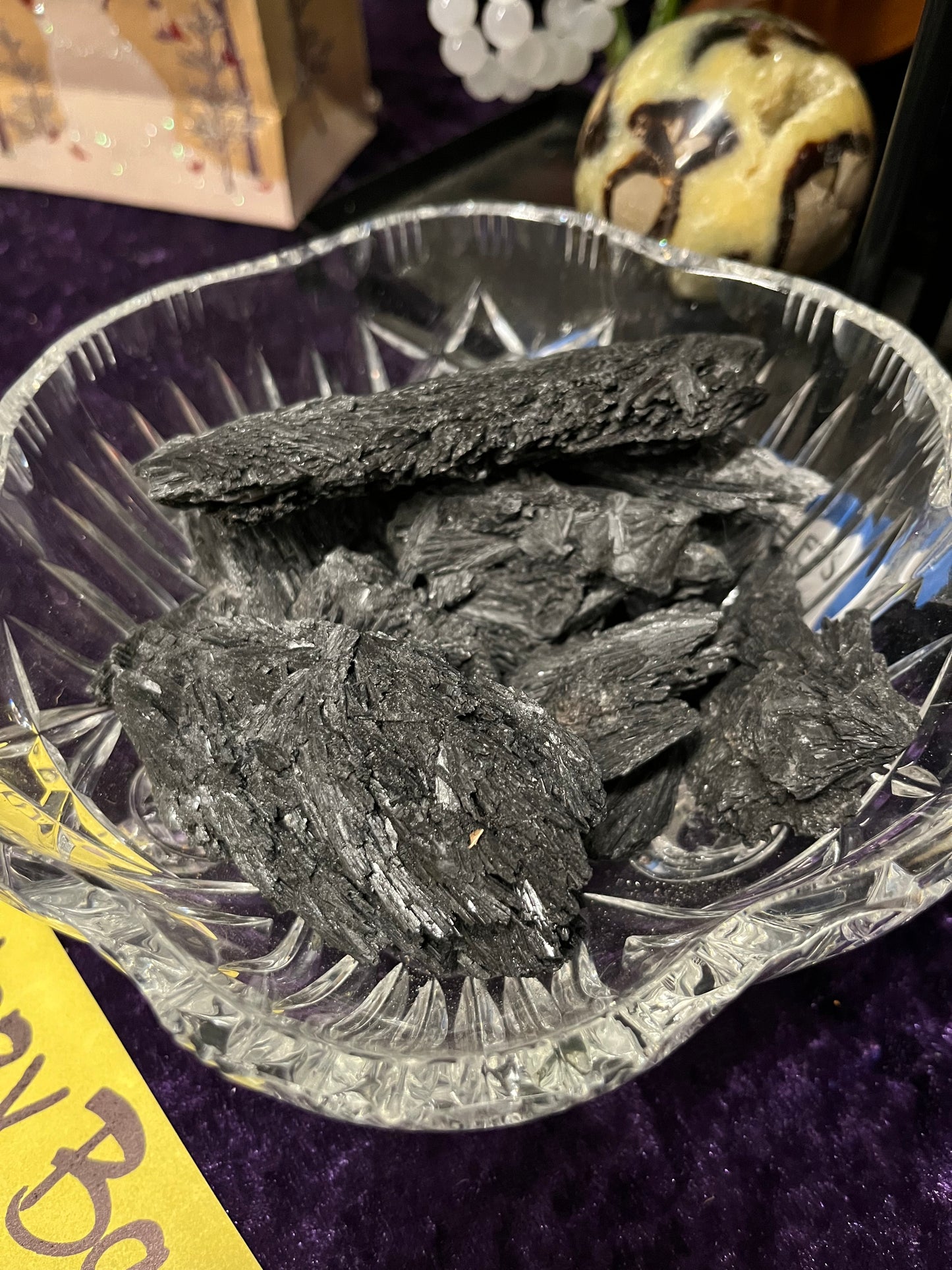 Black Kyanite- Protective + Cleansing