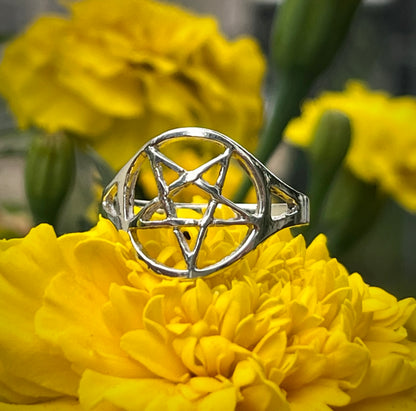 Pentacle Sterling Silver Ring- Sz 8