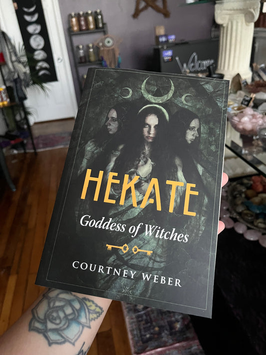 Hekate: Ancient Goddess Witchcraft Book